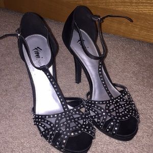 Black sparkly heels